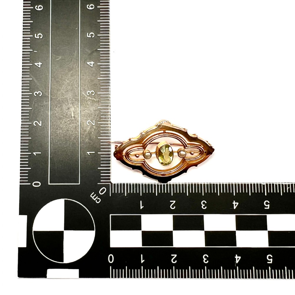 Edwardian 9CT Gold Peridot Pearl Brooch View III