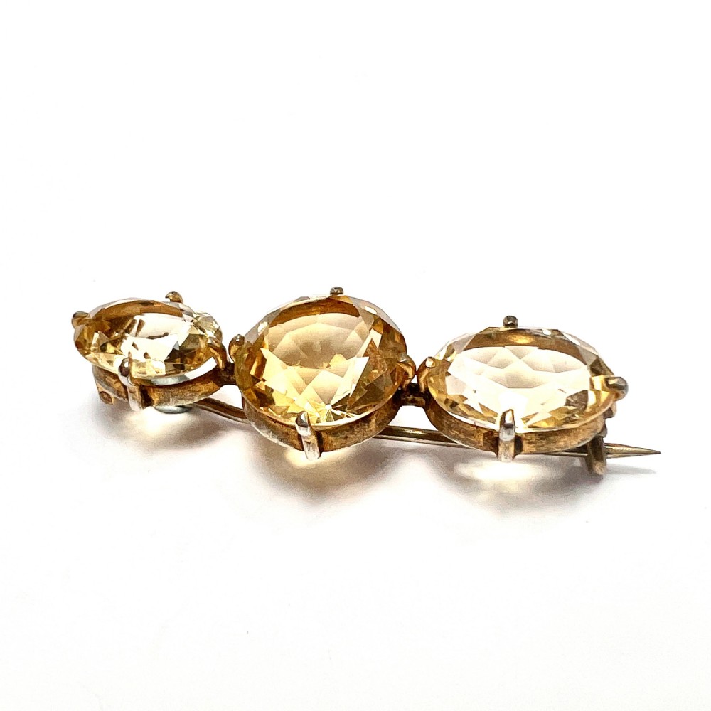 Victorian Three Stone Citrine Gilt Brooch  View III