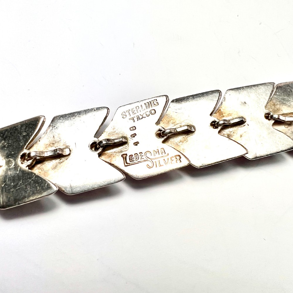 Vintage Enrique Ledesma Silver Chevron Bracelet  View IV