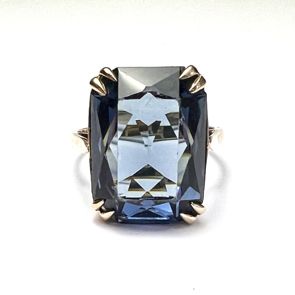 Vintage 9CT Gold Blue Paste Ring 