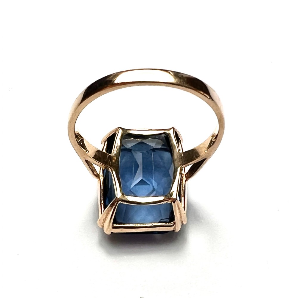 Vintage 9CT Gold Blue Paste Ring  View III