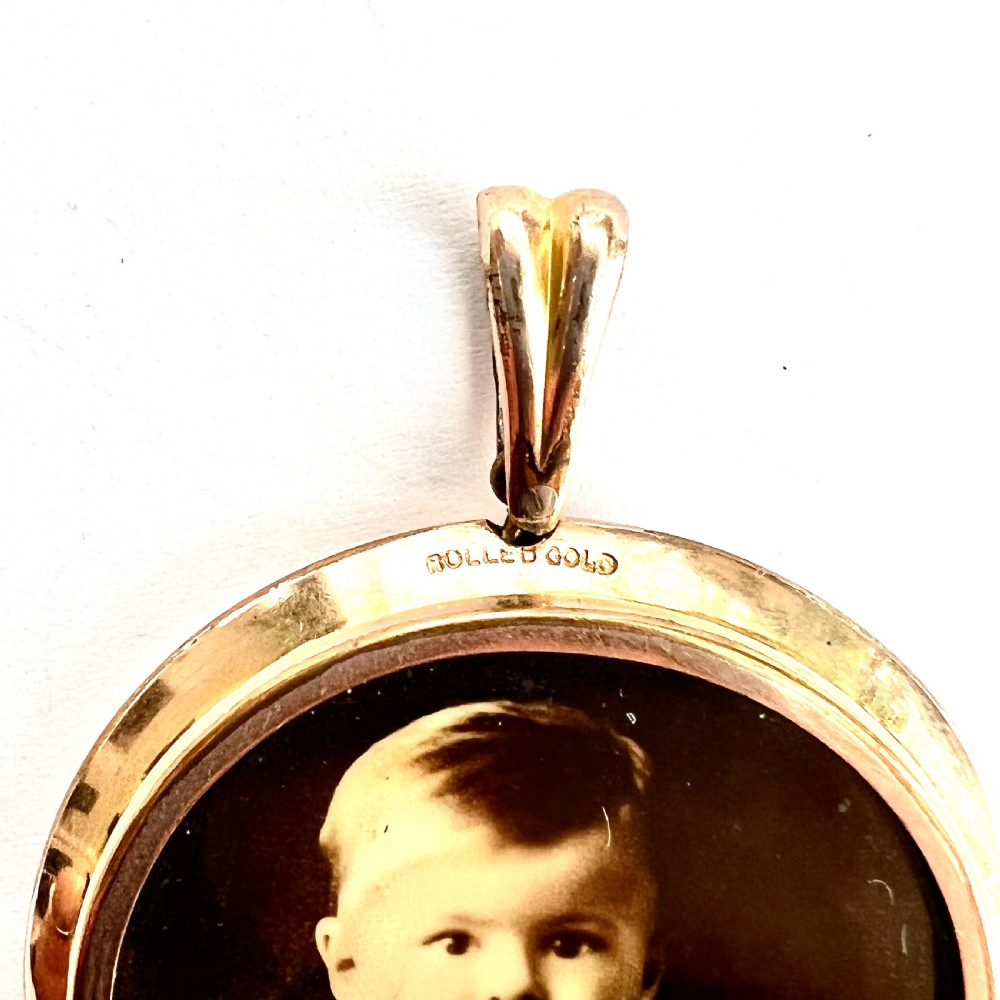 Edwardian Rolled Rose Gold Photo Locket Pendant View III