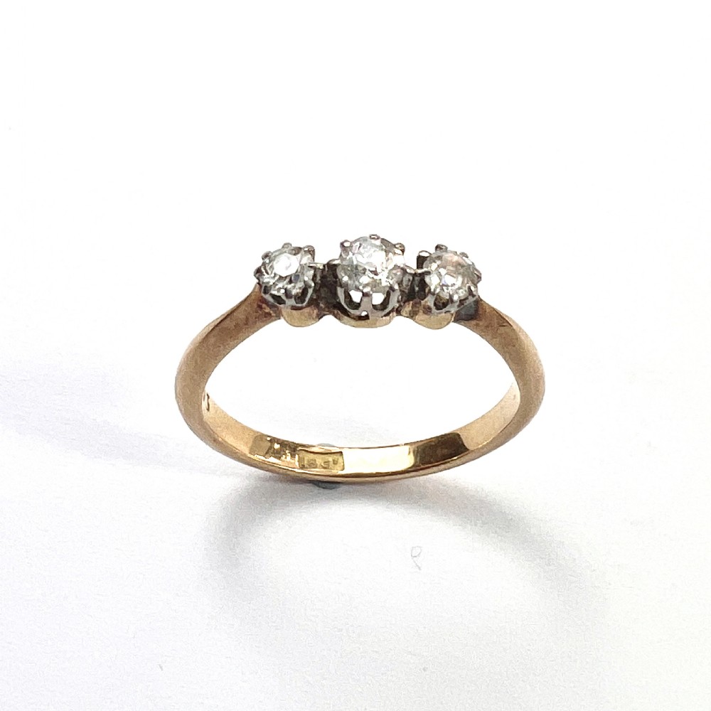 Vintage 18CT Gold Old-Cut Diamond Trilogy Ring