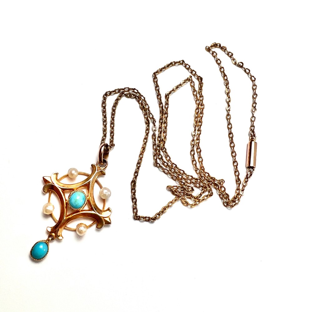 Victorian 9CT Gold Pearl Pendant and Chain Necklace