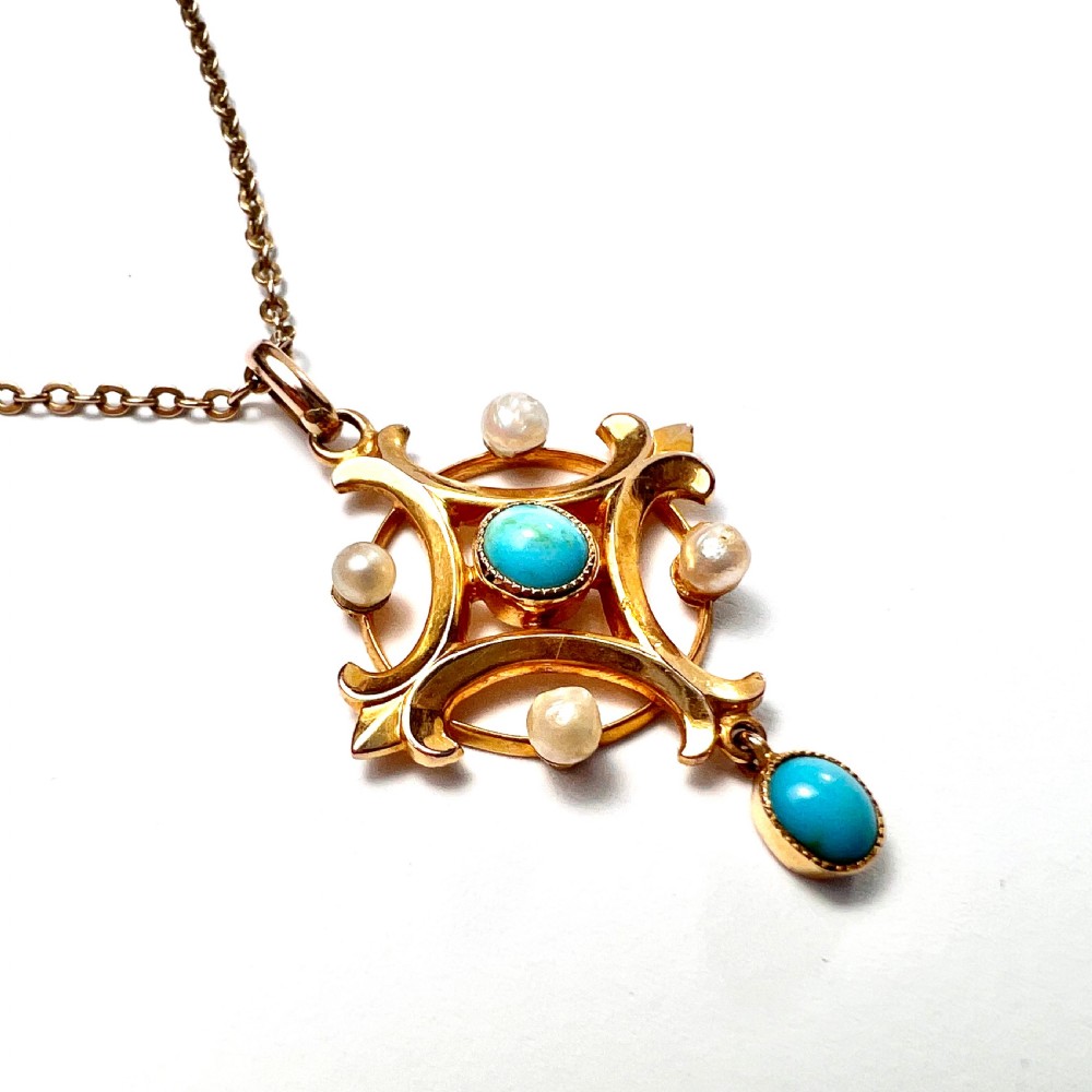 Victorian 9CT Gold Pearl Pendant and Chain Necklace View III