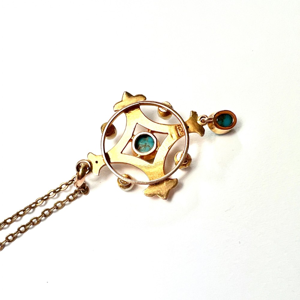 Victorian 9CT Gold Pearl Pendant and Chain Necklace View V