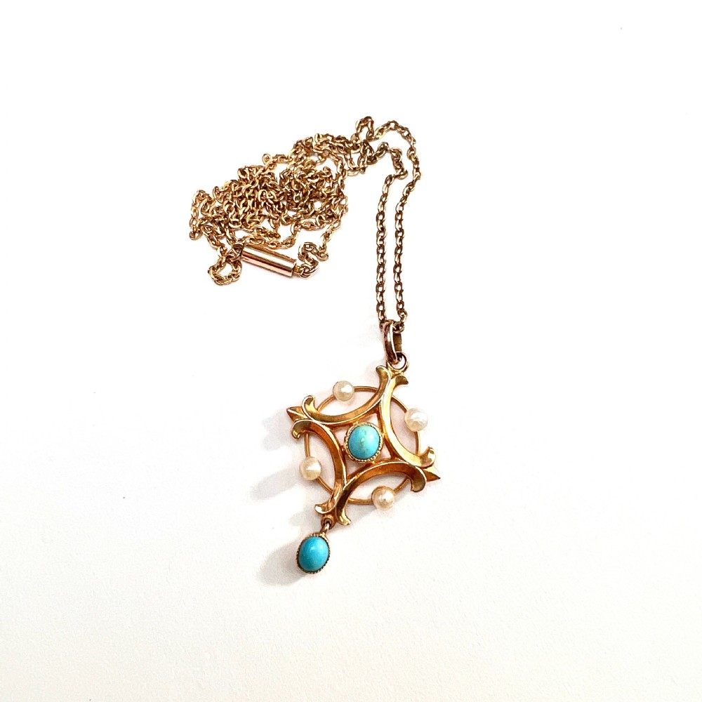 Victorian 9CT Gold Pearl Pendant and Chain Necklace View VII