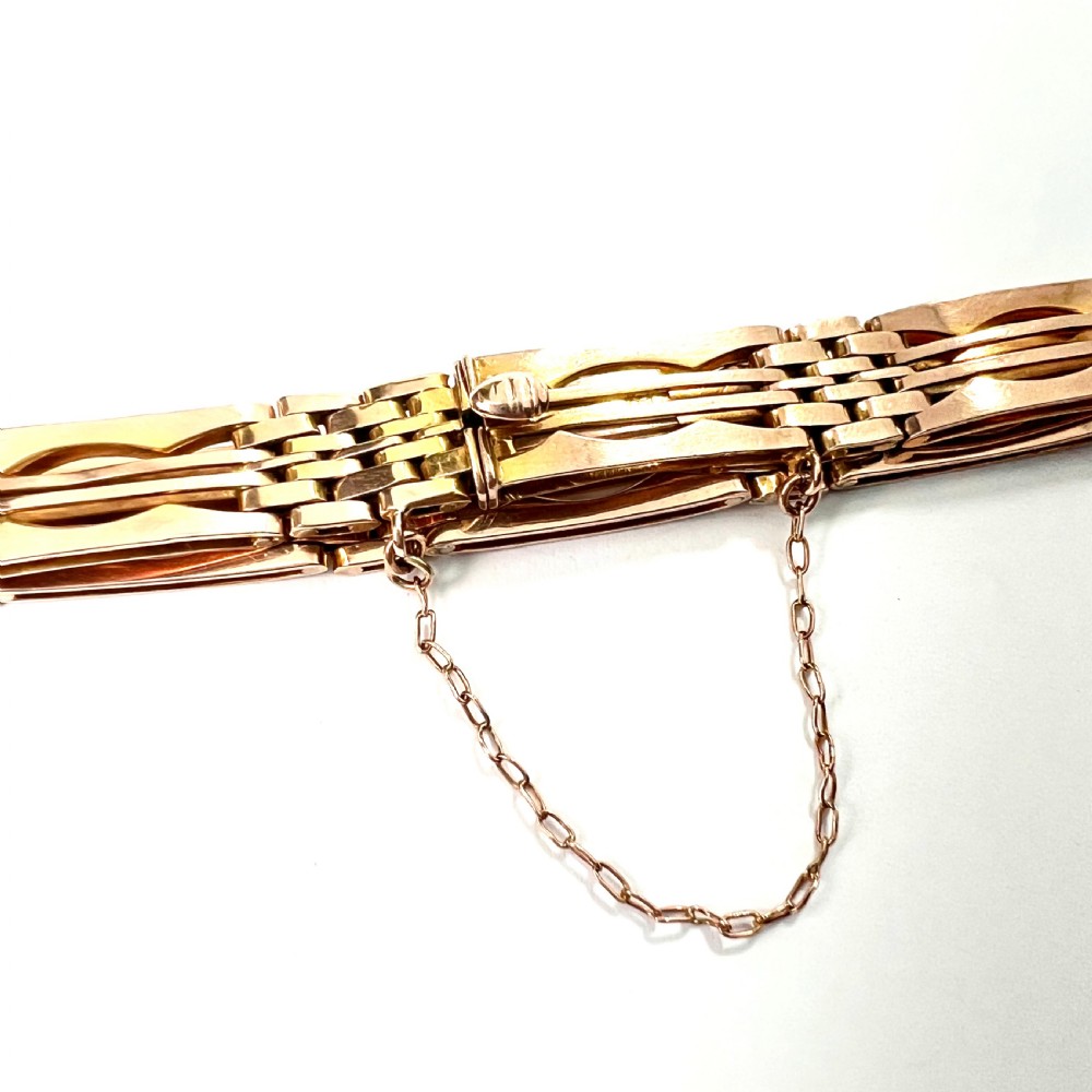 Antique 9CT Gold Gate Bracelet View IV