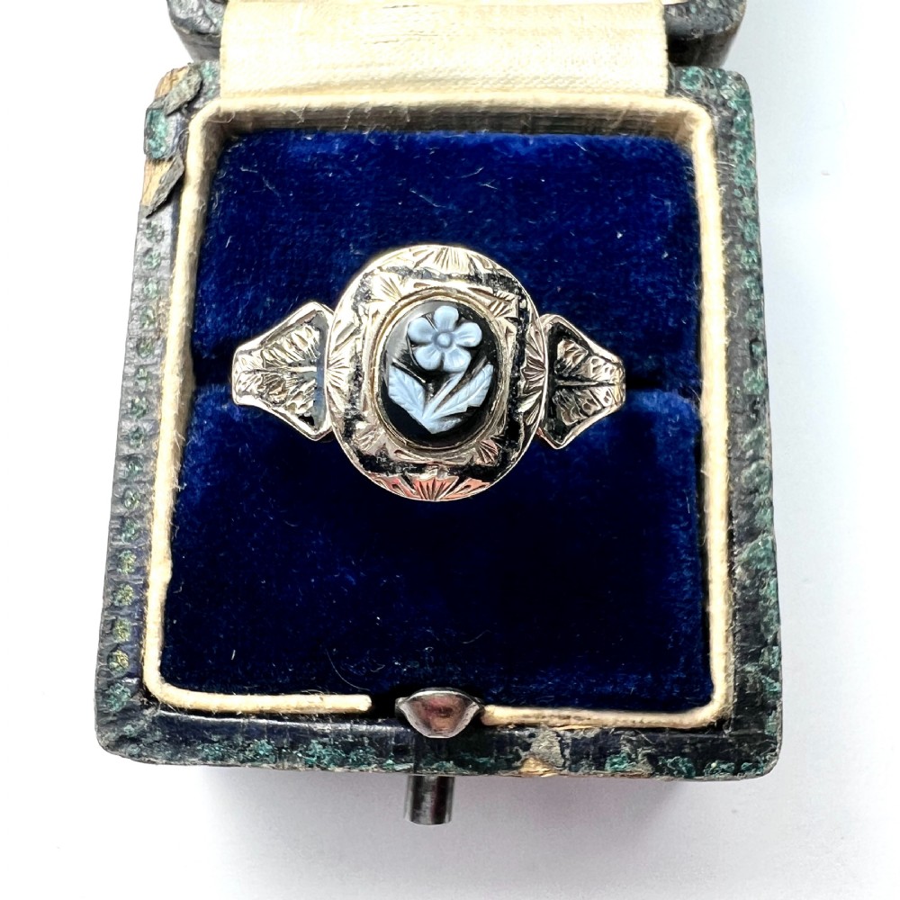 Victorian 9CT Gold Enamel Forget Me Not Mourning Ring View II