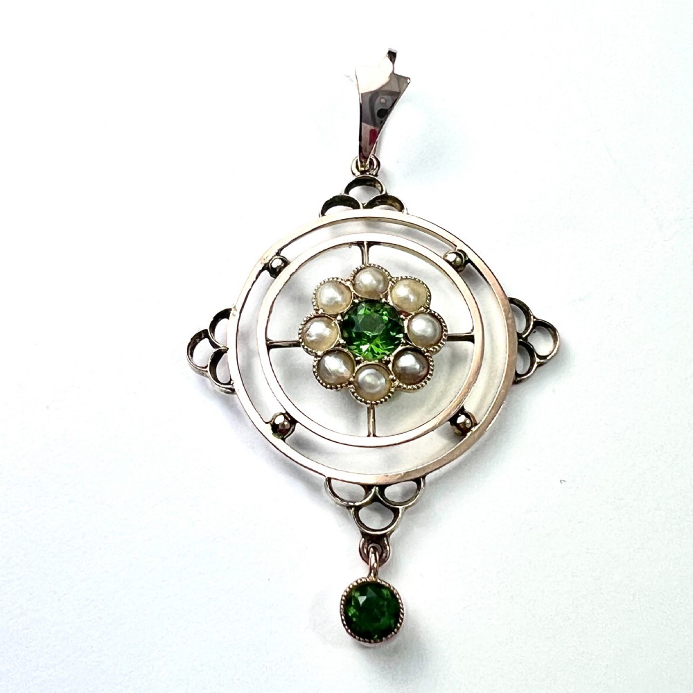 Edwardian 9CT Gold Paste Peridot and Seed Pearl Pendant View IV