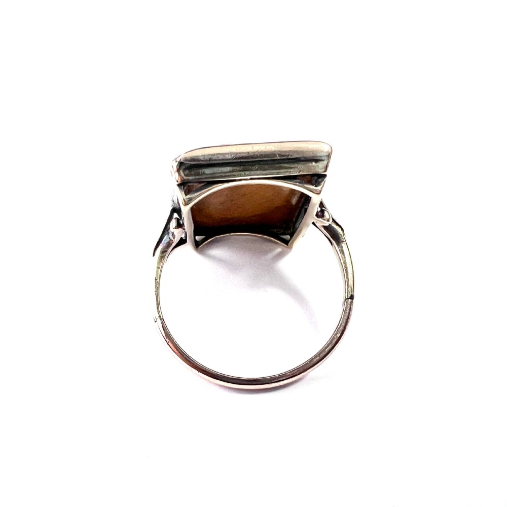 Large Antique 9CT Gold Tiger's Eye Cameo Tablet Ring  View V