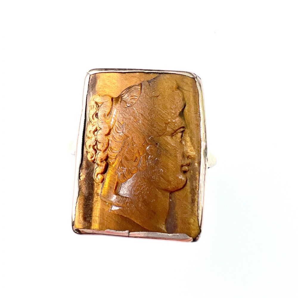 Large Antique 9CT Gold Tiger's Eye Cameo Tablet Ring  View VI