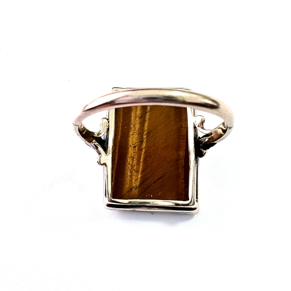 Large Antique 9CT Gold Tiger's Eye Cameo Tablet Ring  View IX