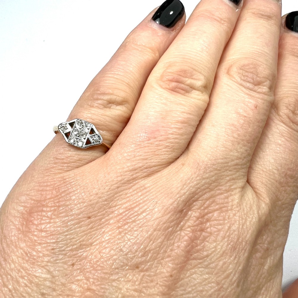 Art Deco Diamond 18CT Gold Platinum Ring View VII