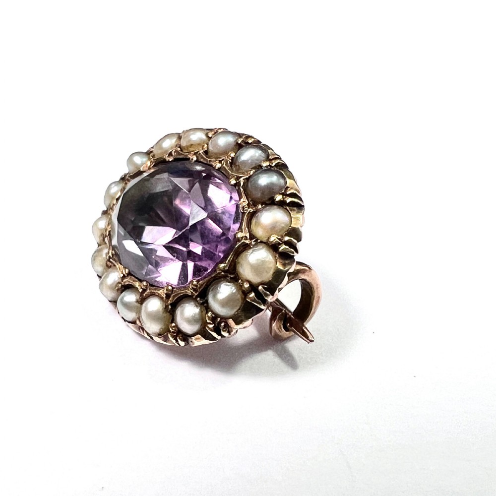 Tiny Antique Amethyst and Pearl 9CT Rose Gold Brooch View III