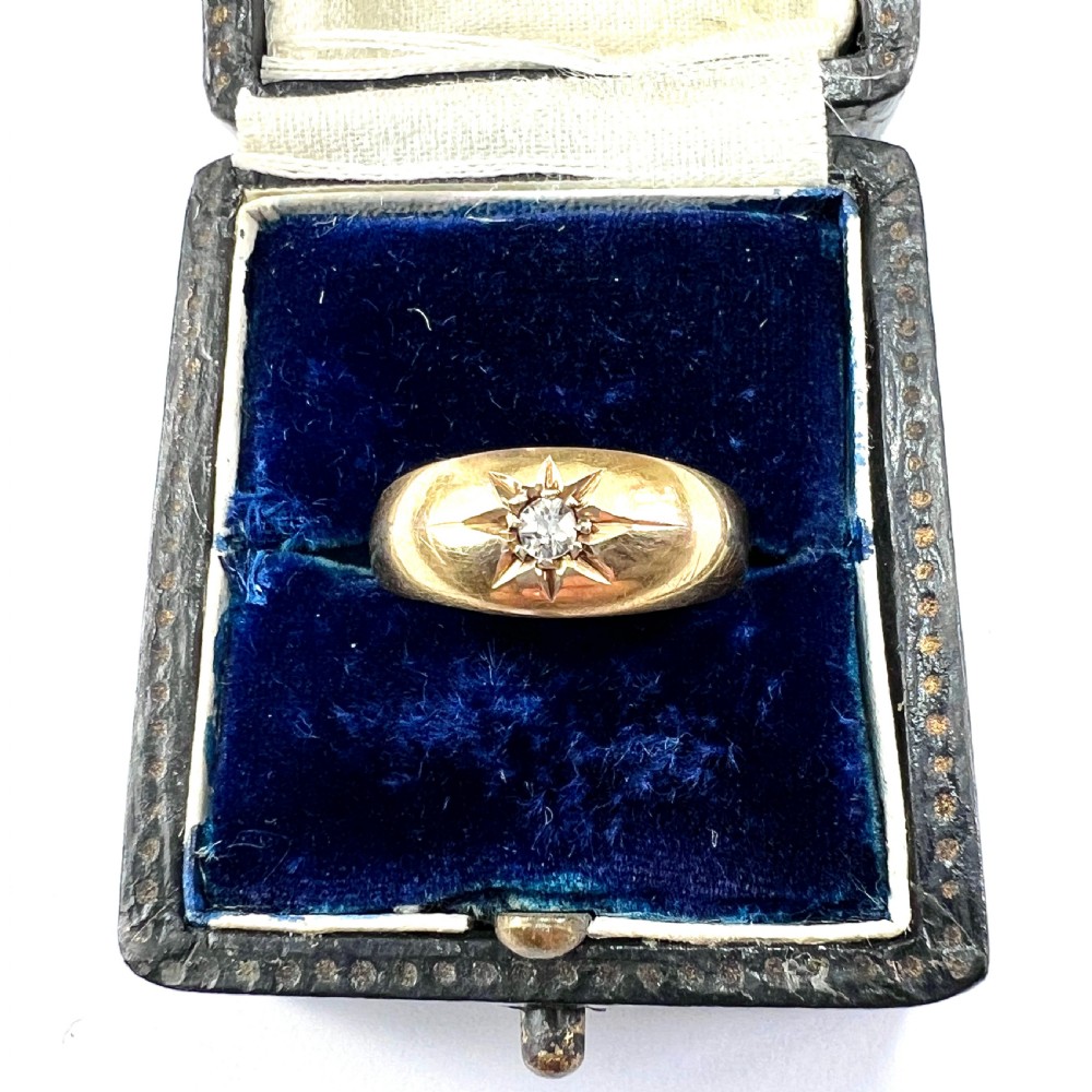 1899 Victorian 18CT Gold Diamond Gypsy Ring View VI
