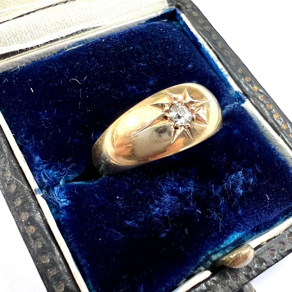 1899 Victorian 18CT Gold Diamond Gypsy Ring View VII