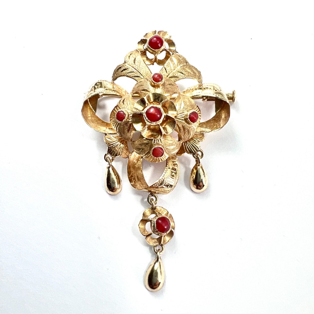 Antique Coral 18CT Gold Drop Pendant / Brooch