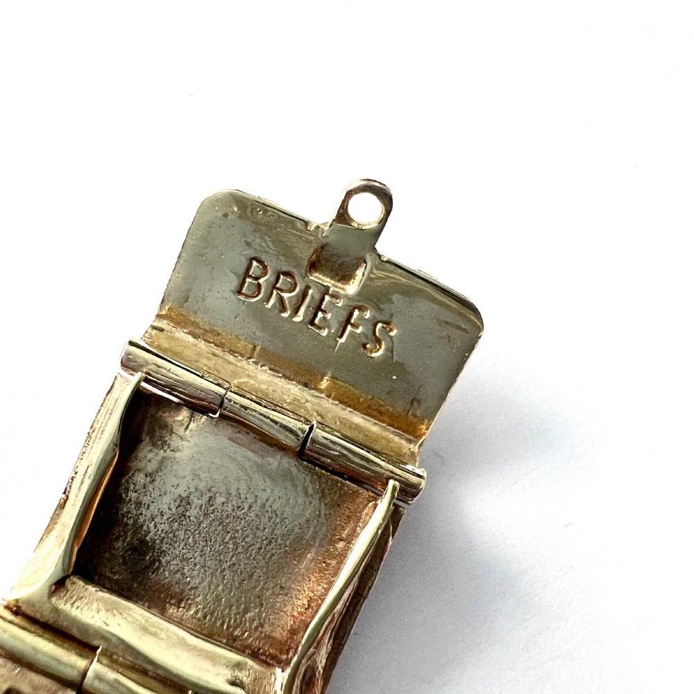 Vintage 9CT Gold BRIEFS Opening Briefcase Enamel Charm View III