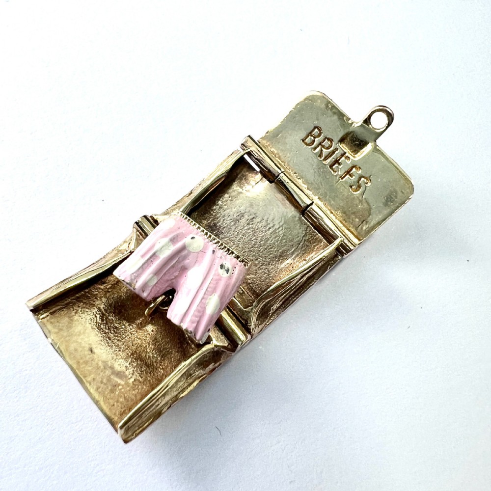 Vintage 9CT Gold BRIEFS Opening Briefcase Enamel Charm View VI