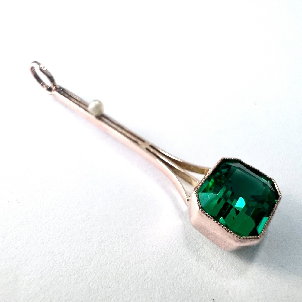 9CT Gold Edwardian Art Deco Emerald Paste and Pearl Pendant View III