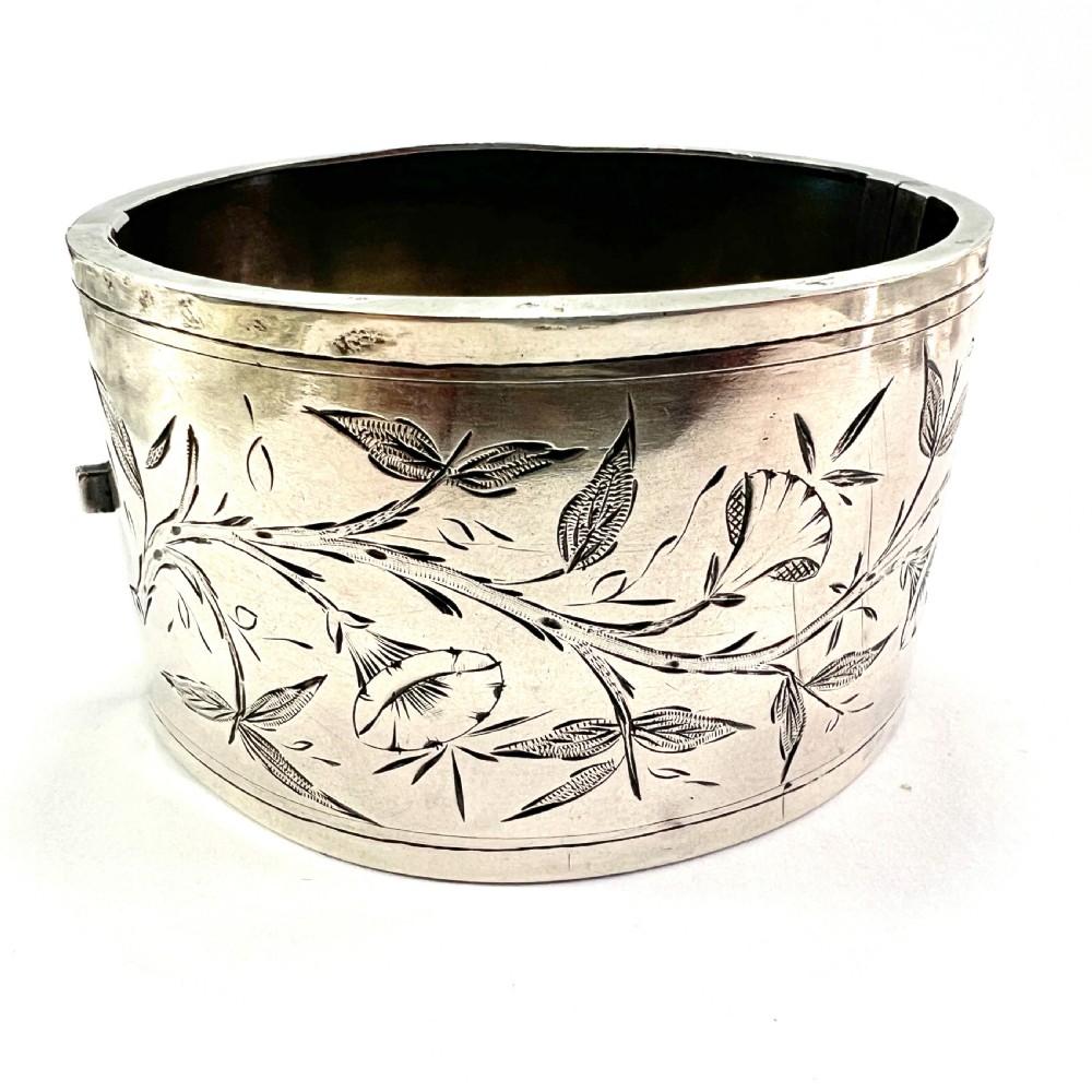 • Victorian Wide Sterling Silver Hinged Cuff Bangle