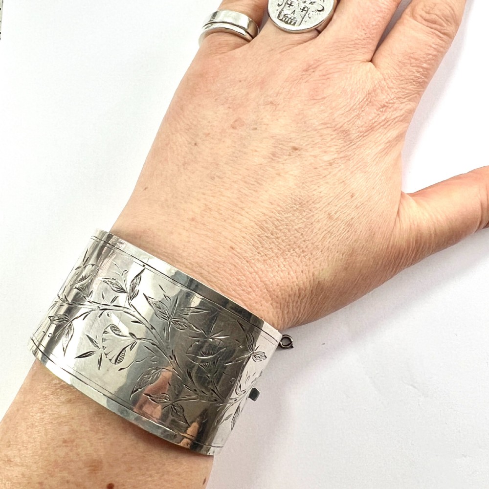 • Victorian Wide Sterling Silver Hinged Cuff Bangle View VIII