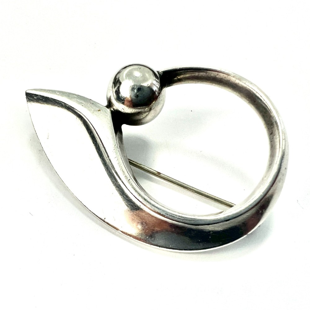 Modernist Bent Gabrielsen for Hans Hansen Danish Silver Brooch View III
