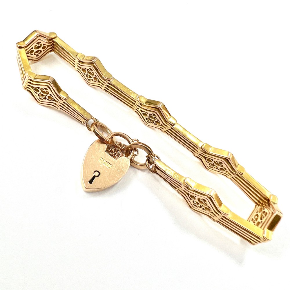 Antique 9CT Rosy Gold Fancy Gate Bracelet with Padlock 18.8g