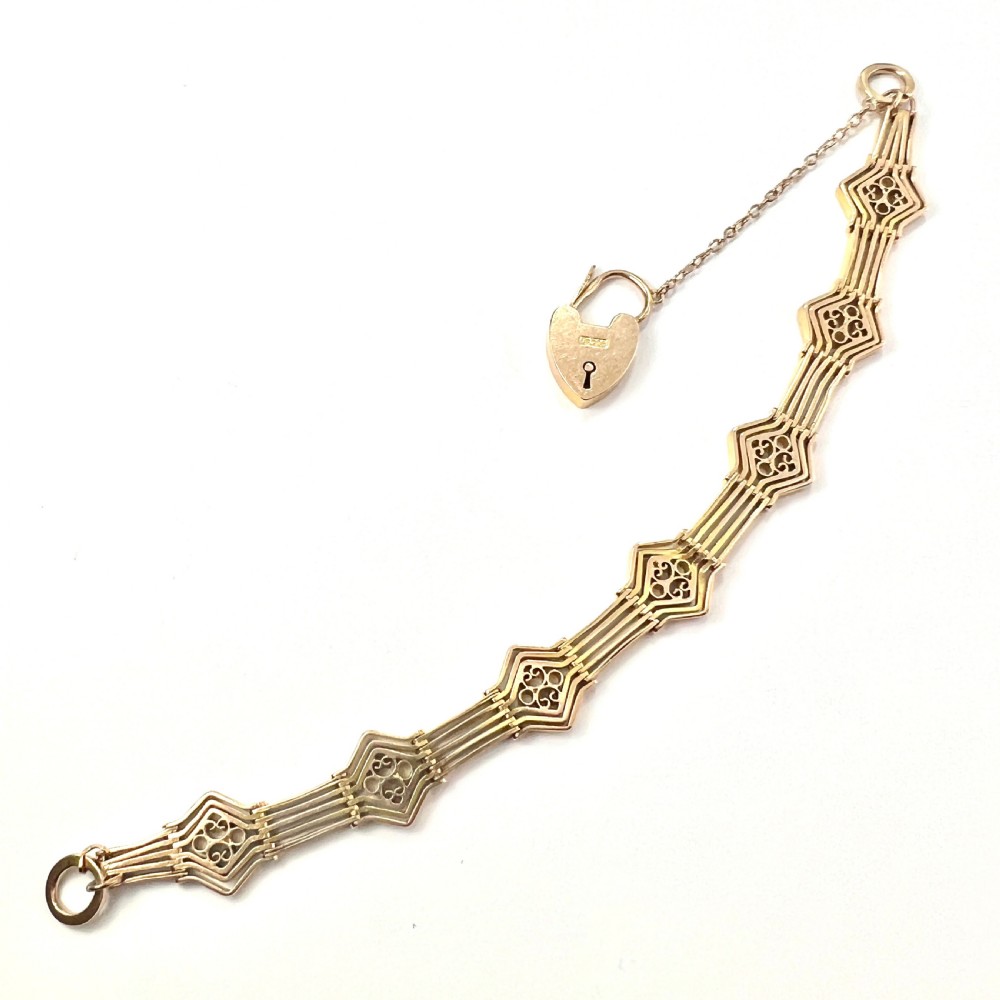 Antique 9CT Rosy Gold Fancy Gate Bracelet with Padlock 18.8g View III