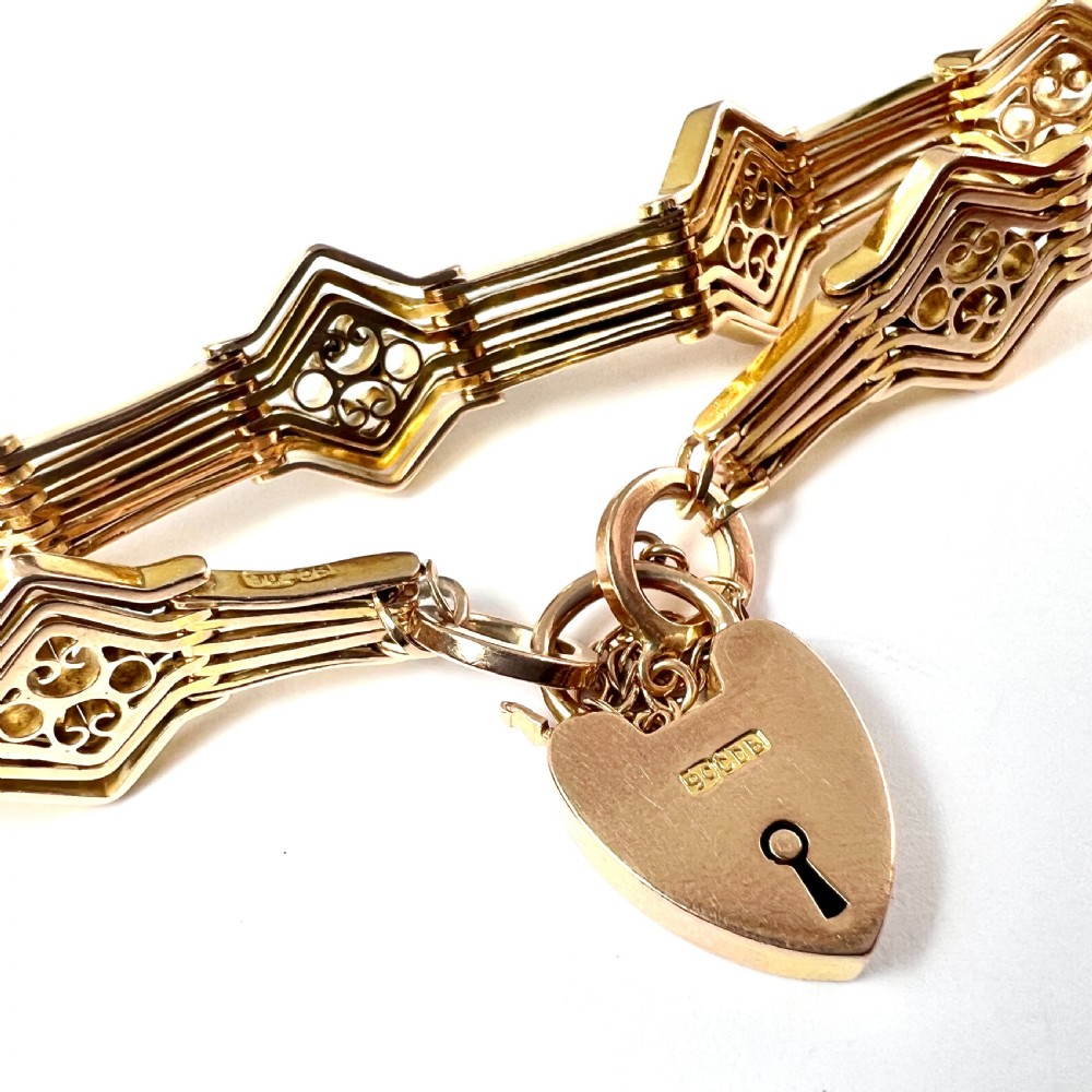 Antique 9CT Rosy Gold Fancy Gate Bracelet with Padlock 18.8g View V