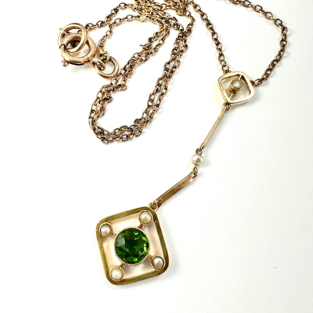 Edwardian 9CT Gold Pearl Paste Peridot Necklace View II
