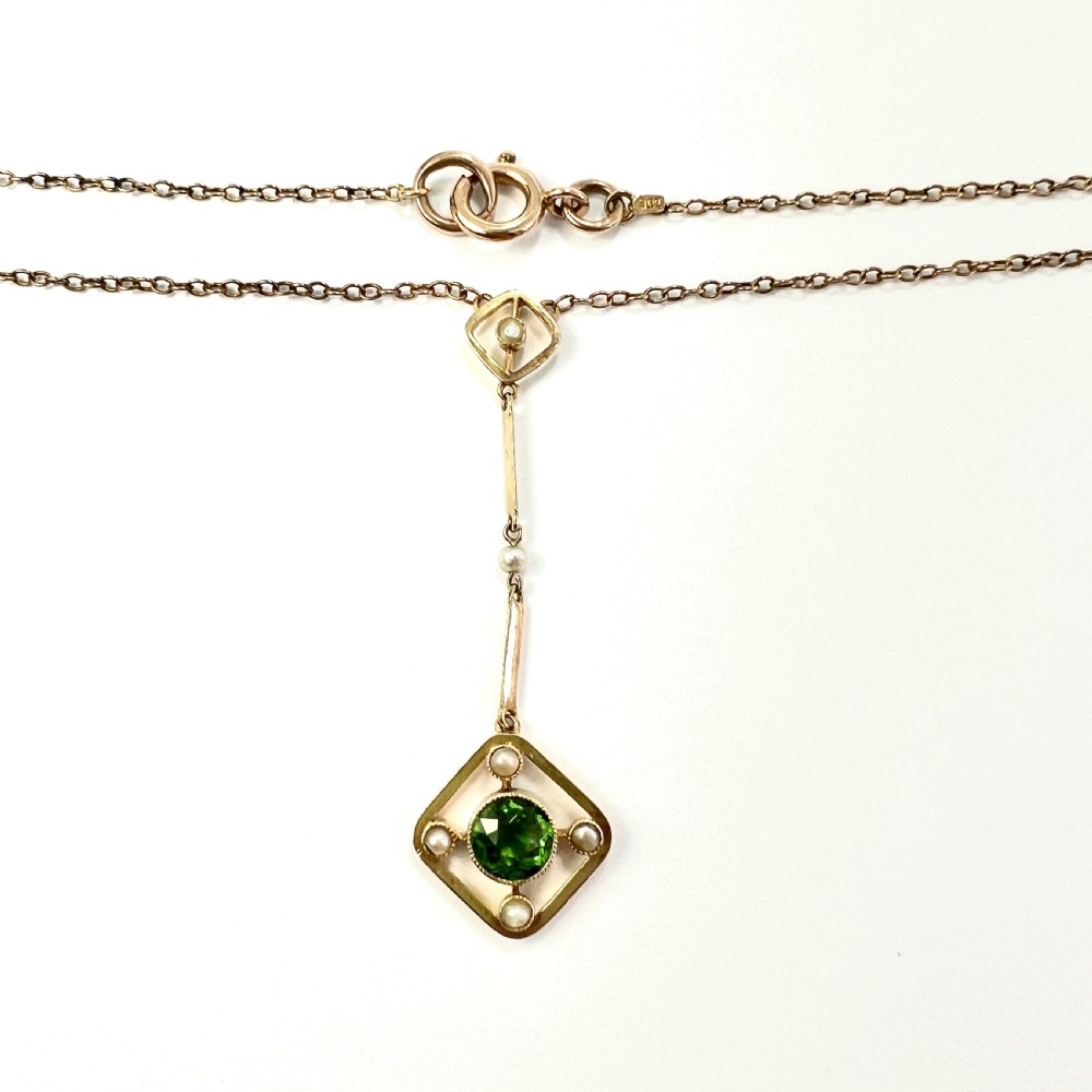 Edwardian 9CT Gold Pearl Paste Peridot Necklace View III