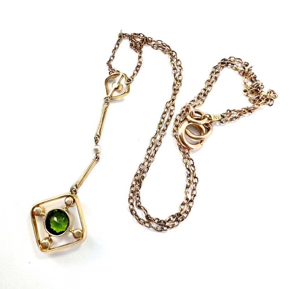 Edwardian 9CT Gold Pearl Paste Peridot Necklace View IV