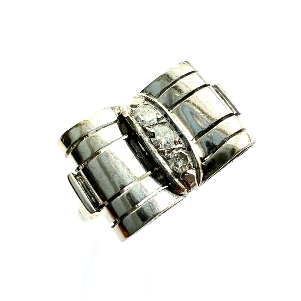 1940s Diamond 14CT White Gold Bow Ring View II
