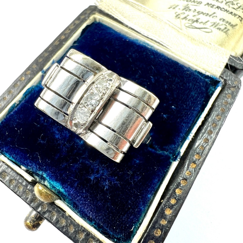 1940s Diamond 14CT White Gold Bow Ring View IV