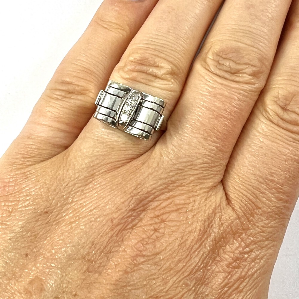 1940s Diamond 14CT White Gold Bow Ring View X
