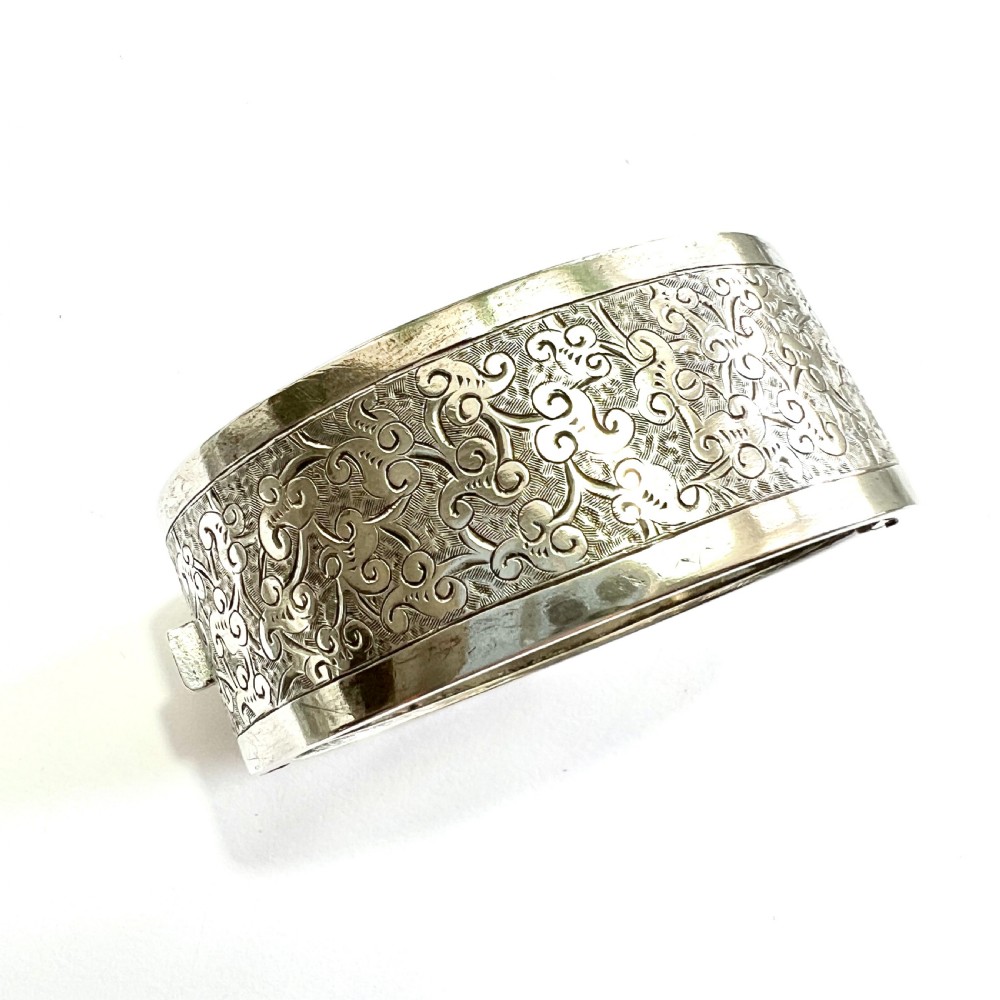 Victorian Wide Silver Hinged Cuff Bangle 