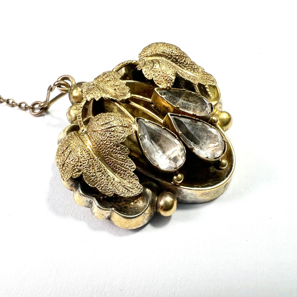 Victorian 15CT Gold Chrysoberyl Triple Teardrop Brooch View IV
