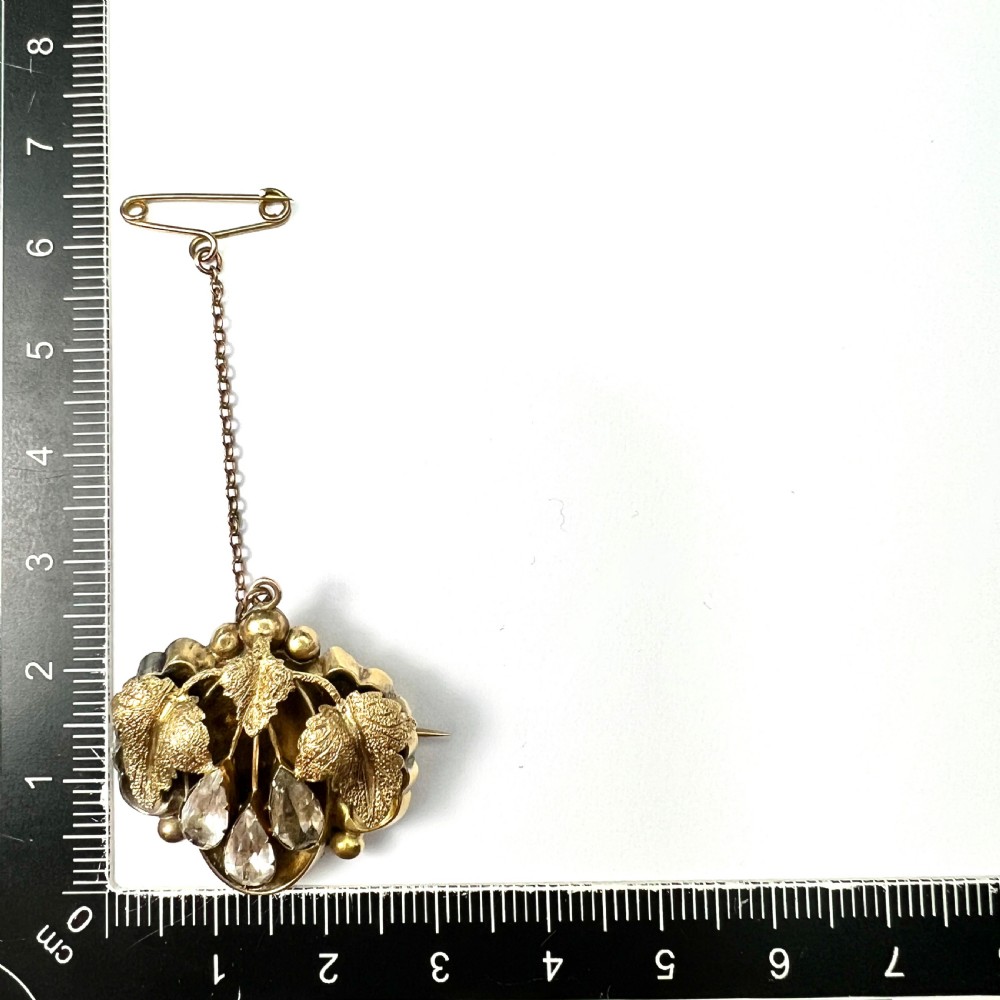 Victorian 15CT Gold Chrysoberyl Triple Teardrop Brooch View VII