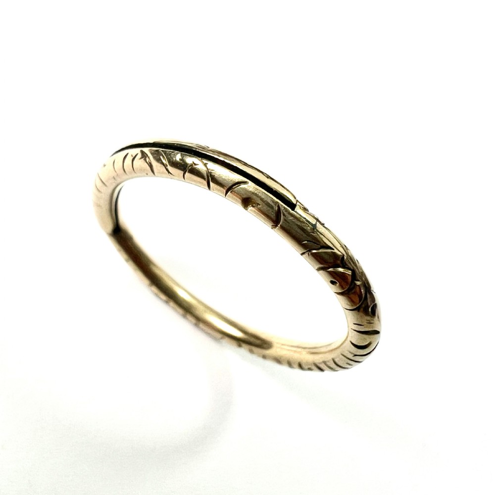 Georgian 9CT Gold Engraved Split Ring View VIII