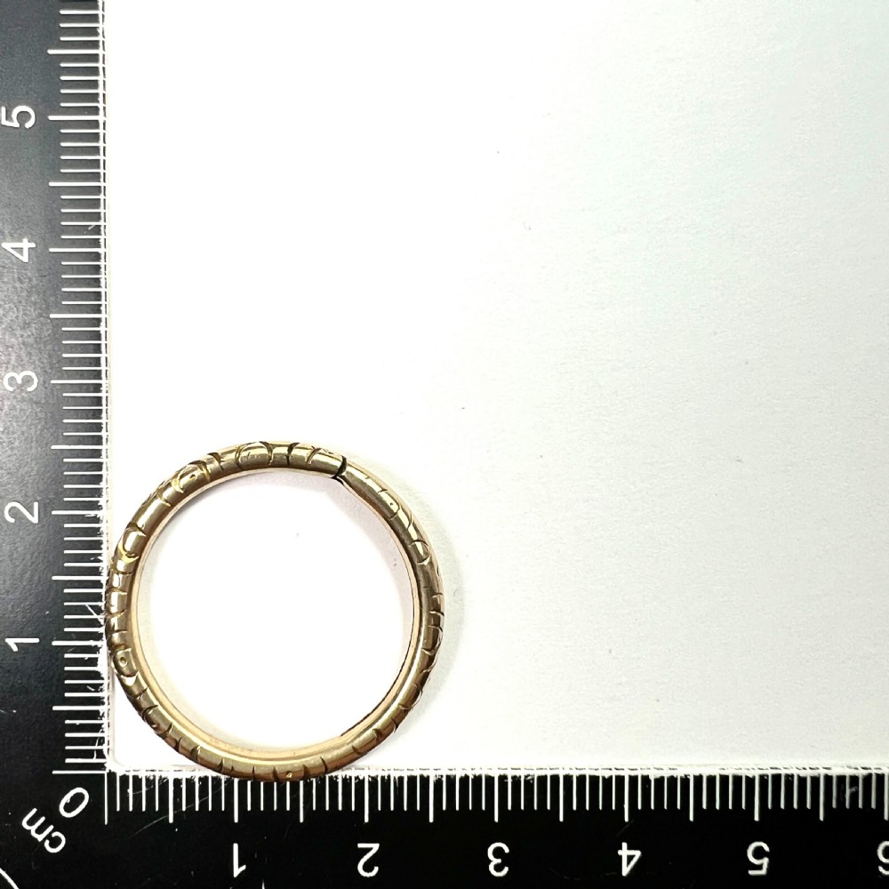 Georgian 9CT Gold Engraved Split Ring View IX