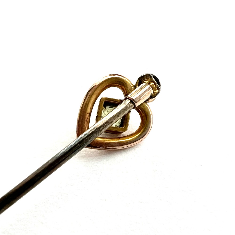 Boxed Antique 9CT Gold Peridot Pearl Heart Stick Pin View VI