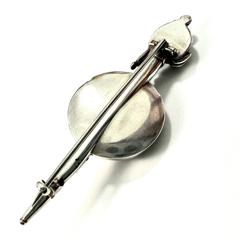 Large Victorian Scottish Agate Silver Sword and Shield Brooch View VII