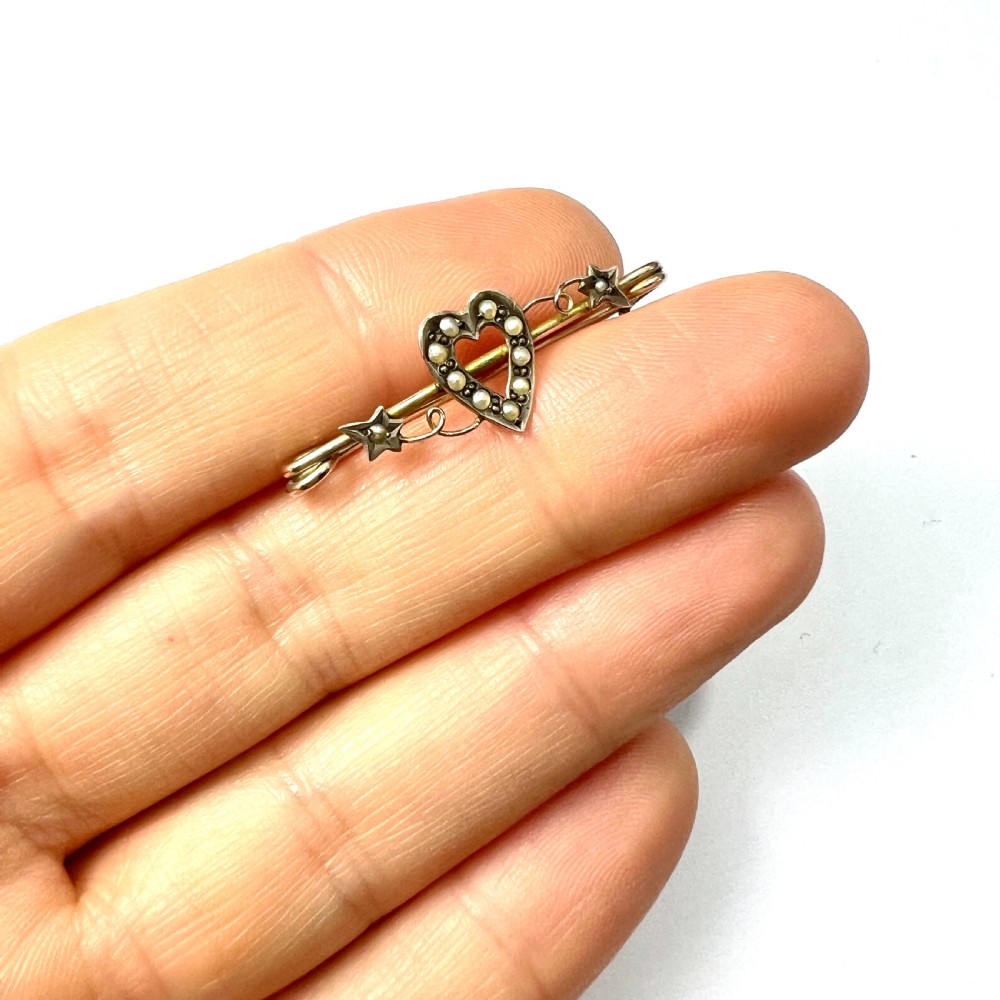 Edwardian 9CT Gold Pearl Heart and Ivy Safety Pin Brooch View V