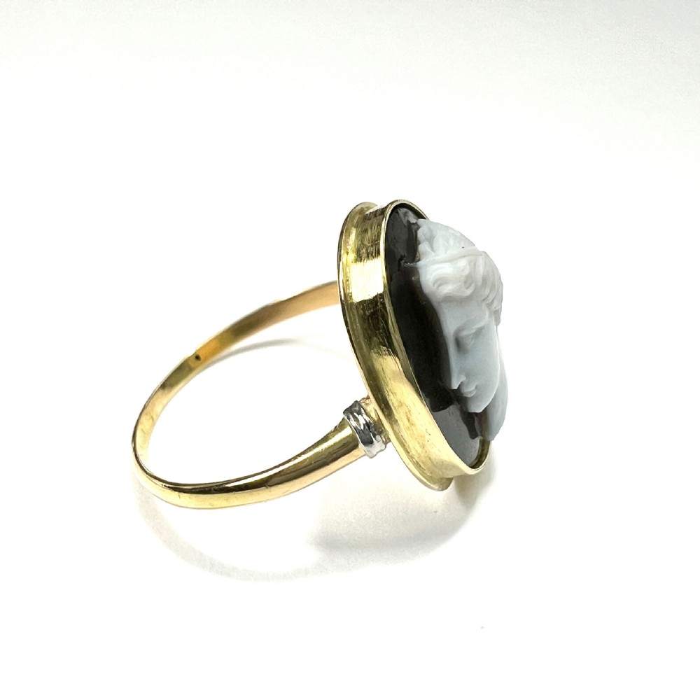 Antique 18CT Gold Carved Sardonyx Cameo Ring View VI