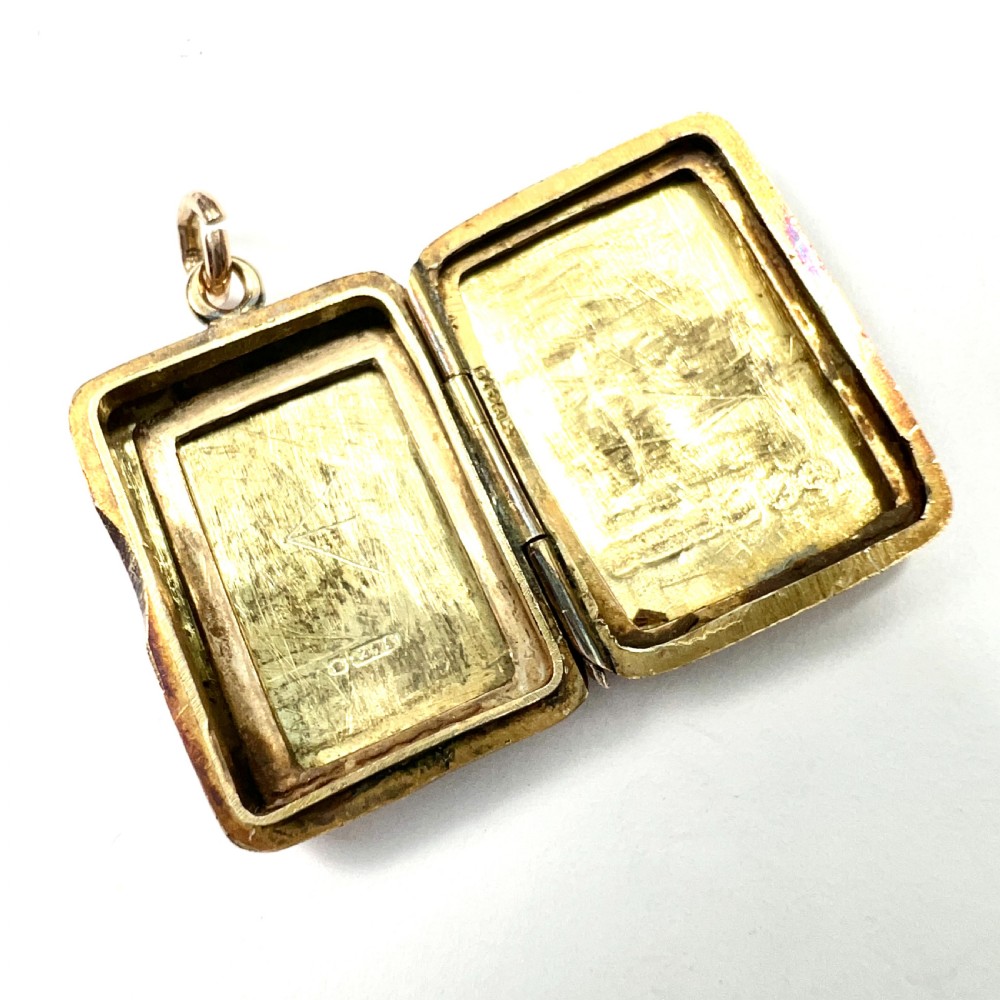 Edwardian 1906 9CT Gold Rectangular Locket Pendant View IV