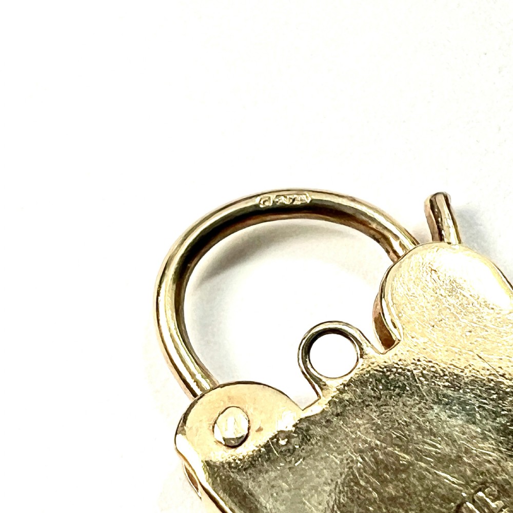 Vintage 9CT Gold Engraved Heart Padlock Charm Pendant View VIII
