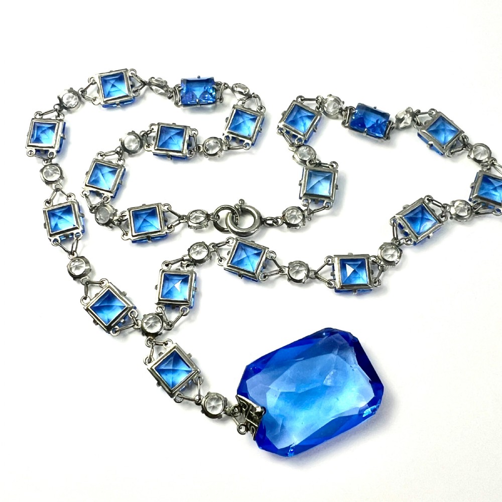 Art Deco Platinon Sapphire Glass Necklace View III