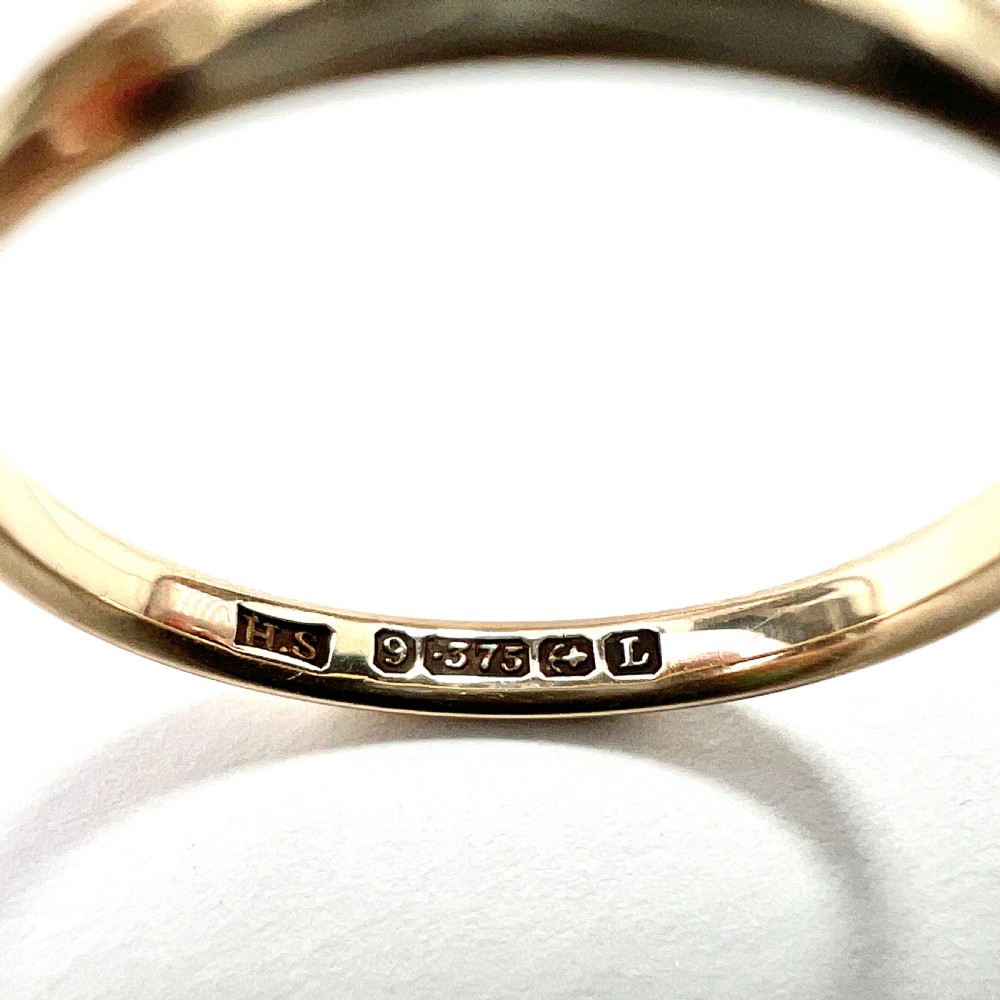 Vintage Art Deco 1935 Hallmarked 9CT Gold Wedding Ring View II